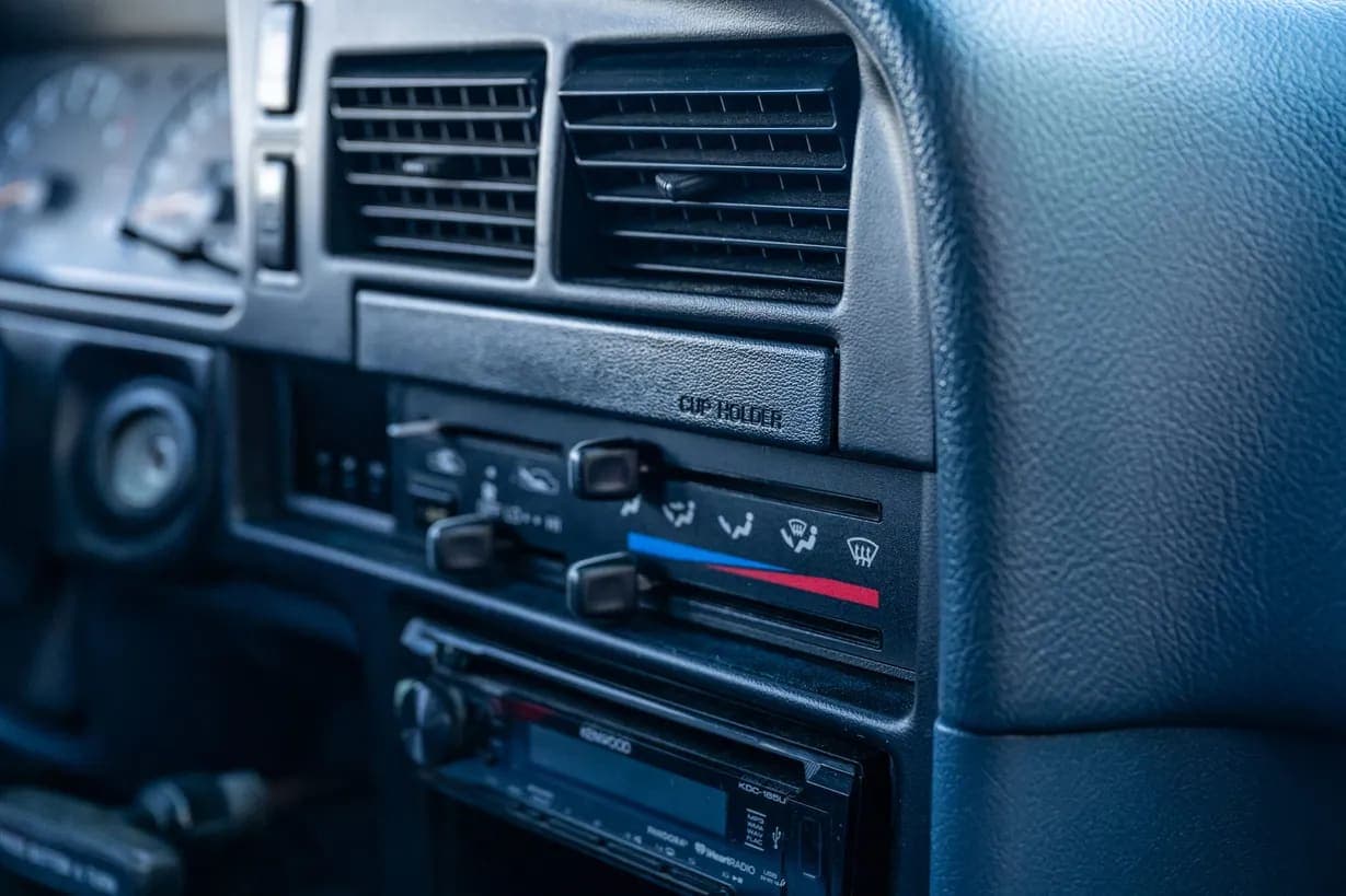 1990 Toyota 4Runner SR5 V6, view