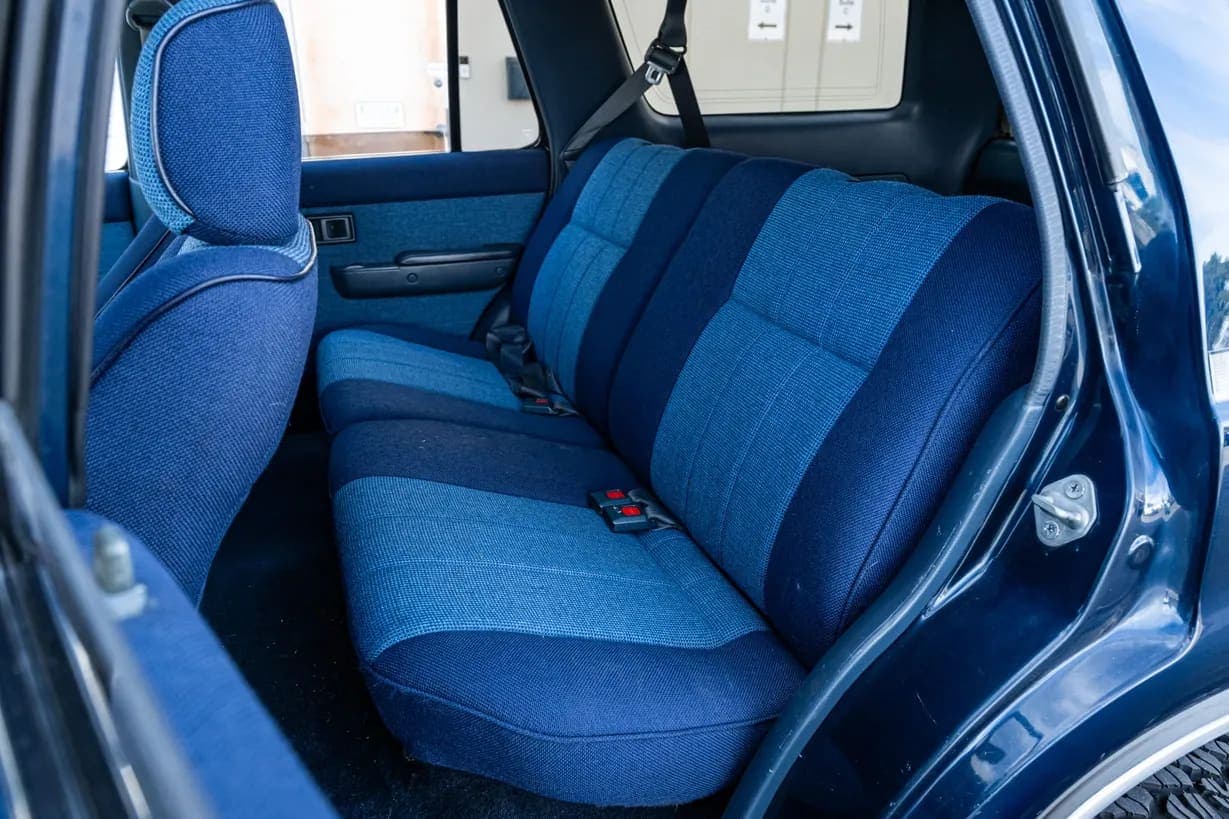 1990 Toyota 4Runner SR5 V6, view