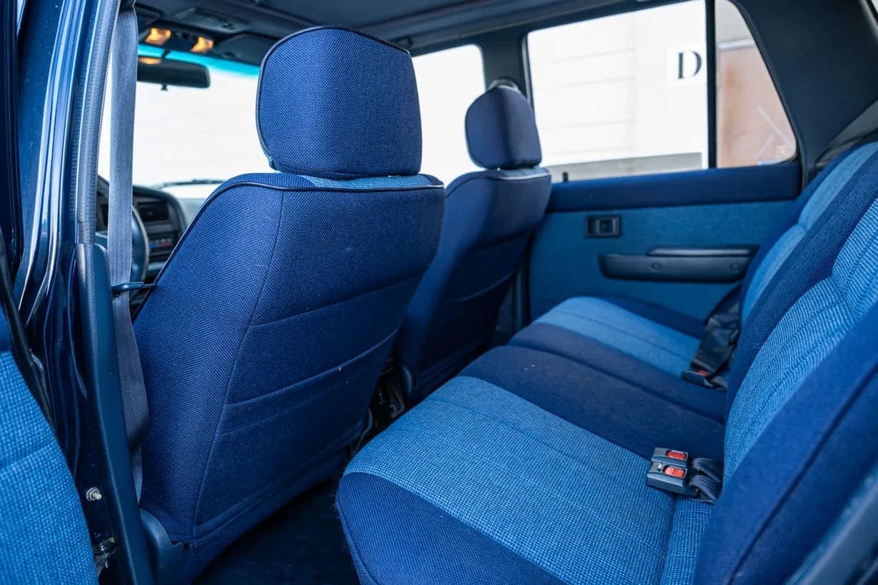 1990 Toyota 4Runner SR5 V6, view