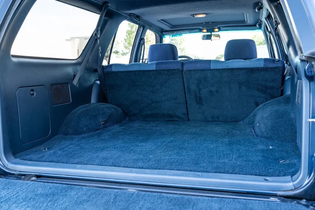 1990 Toyota 4Runner SR5 V6, view
