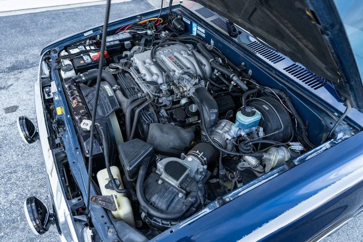 1990 Toyota 4Runner SR5 V6, view