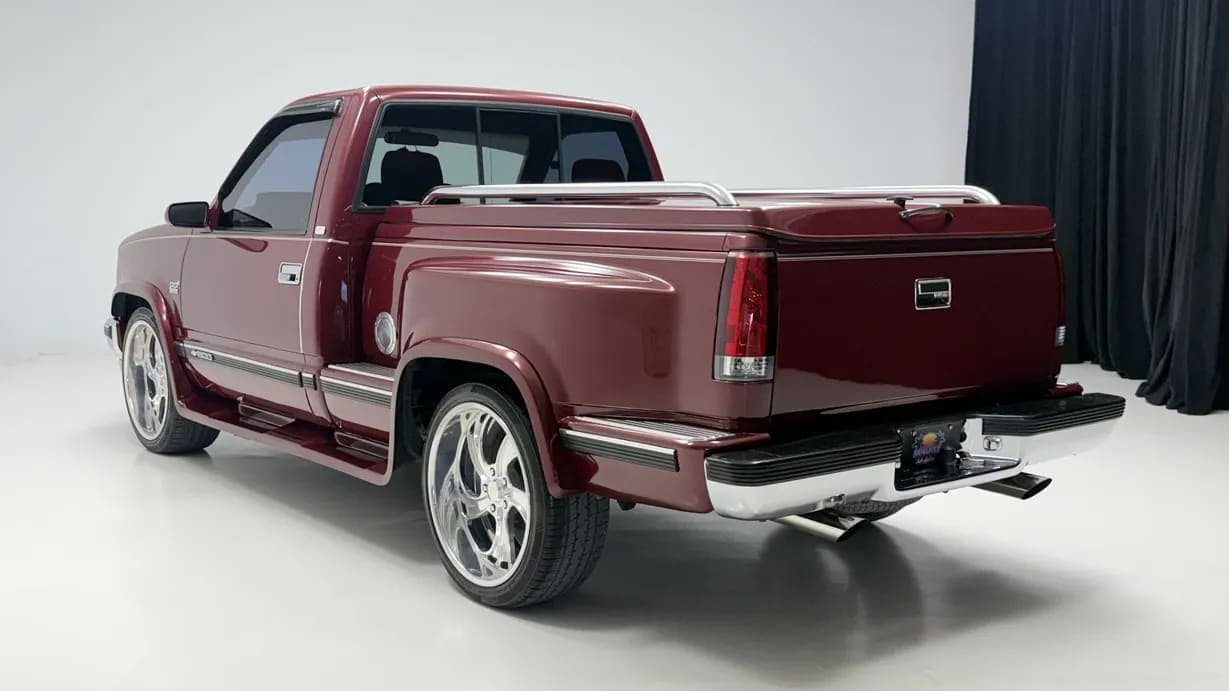 1989 Chevrolet C1500 Silverado Sportside, view