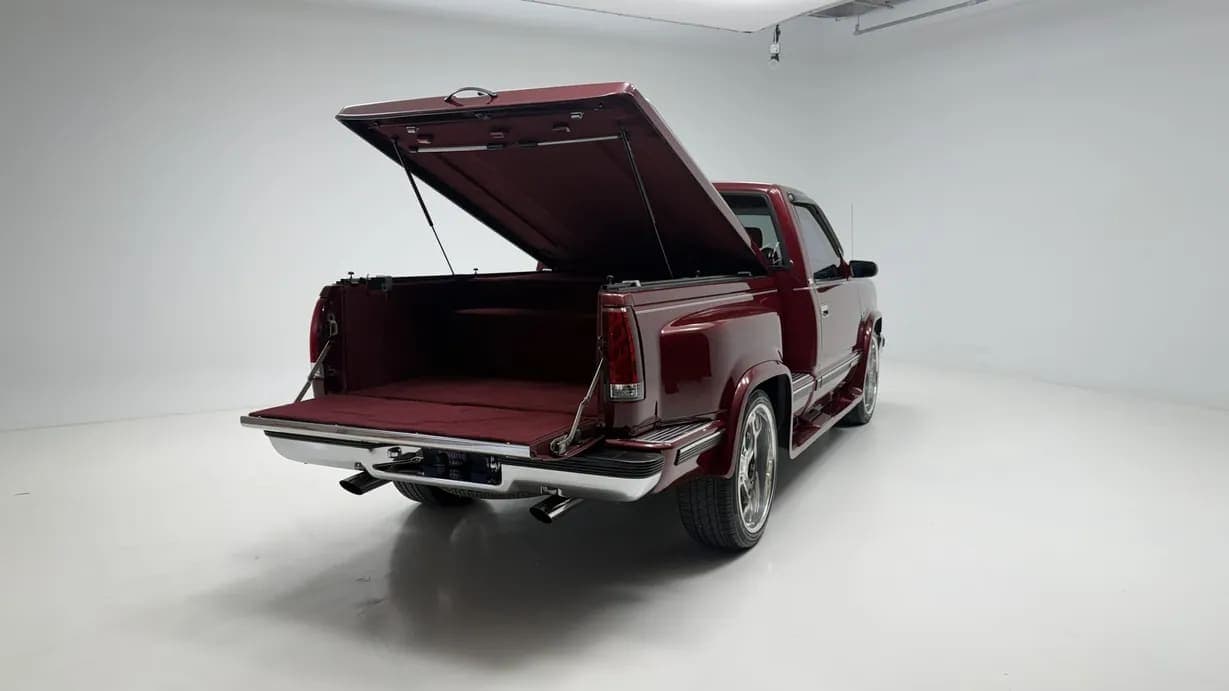 1989 Chevrolet C1500 Silverado Sportside, view
