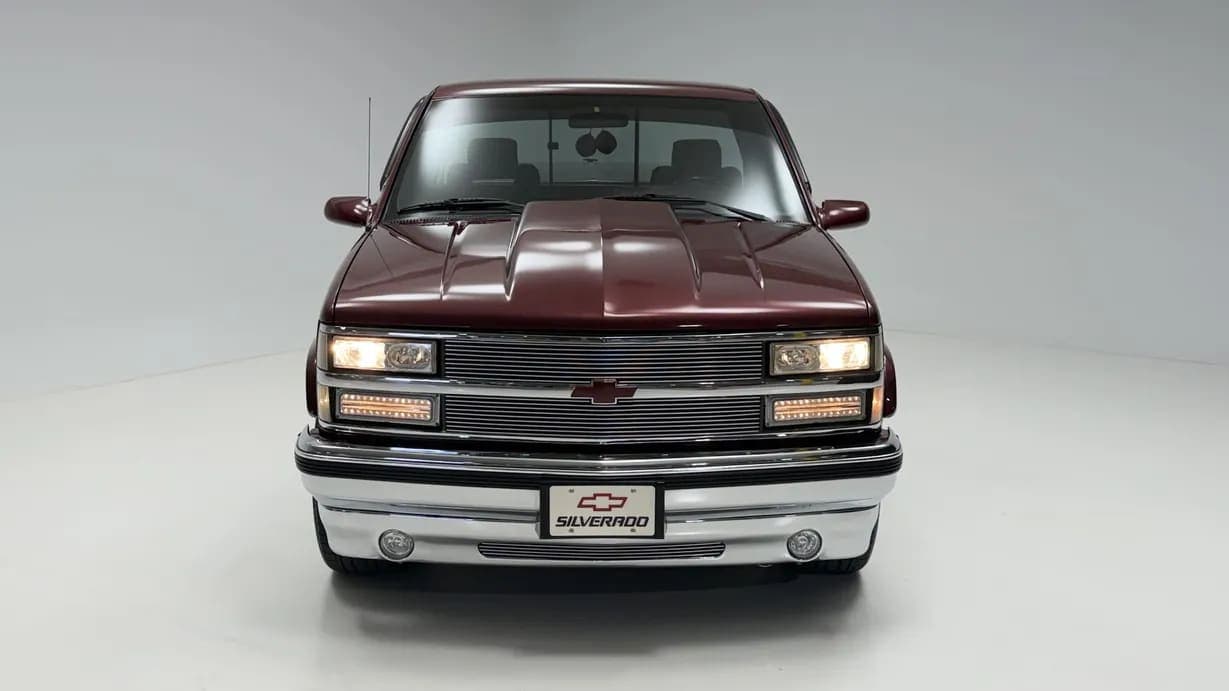 1989 Chevrolet C1500 Silverado Sportside, view