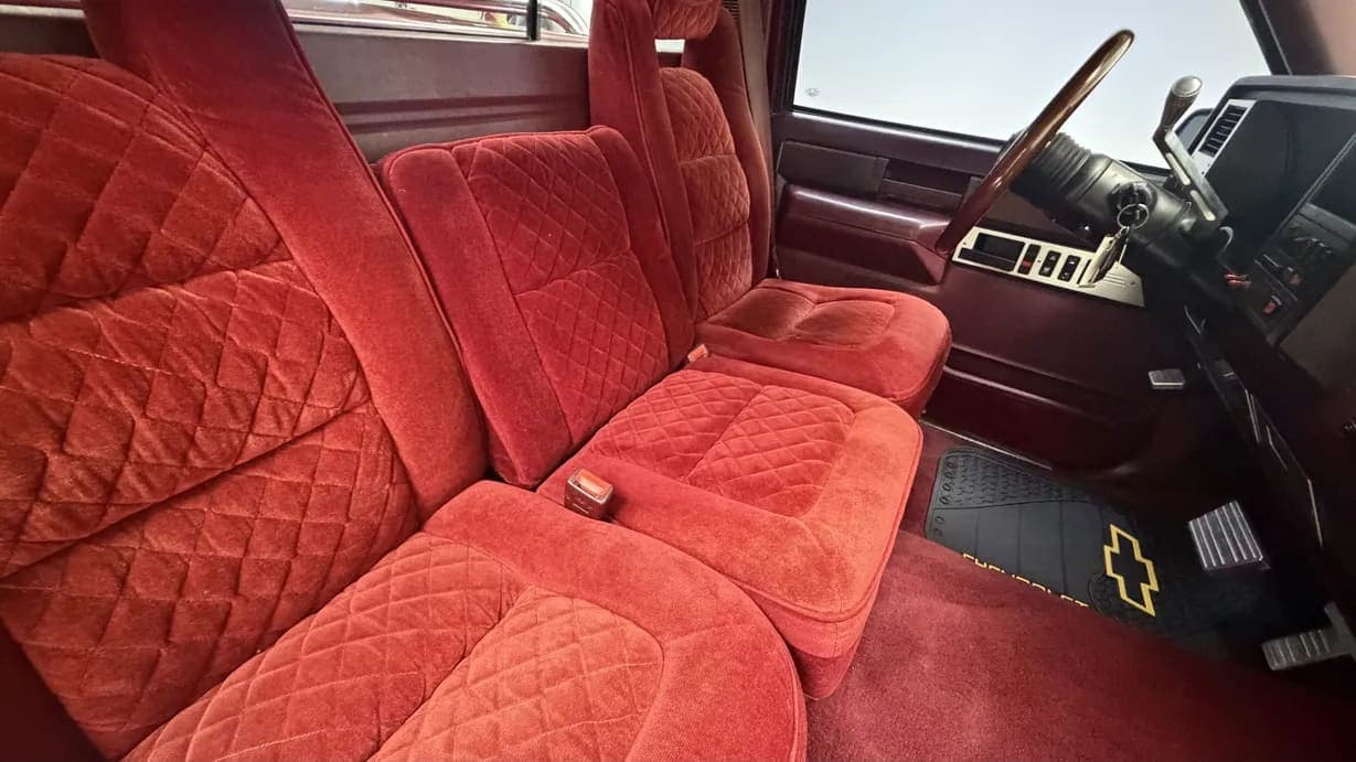 1989 Chevrolet C1500 Silverado Sportside, view