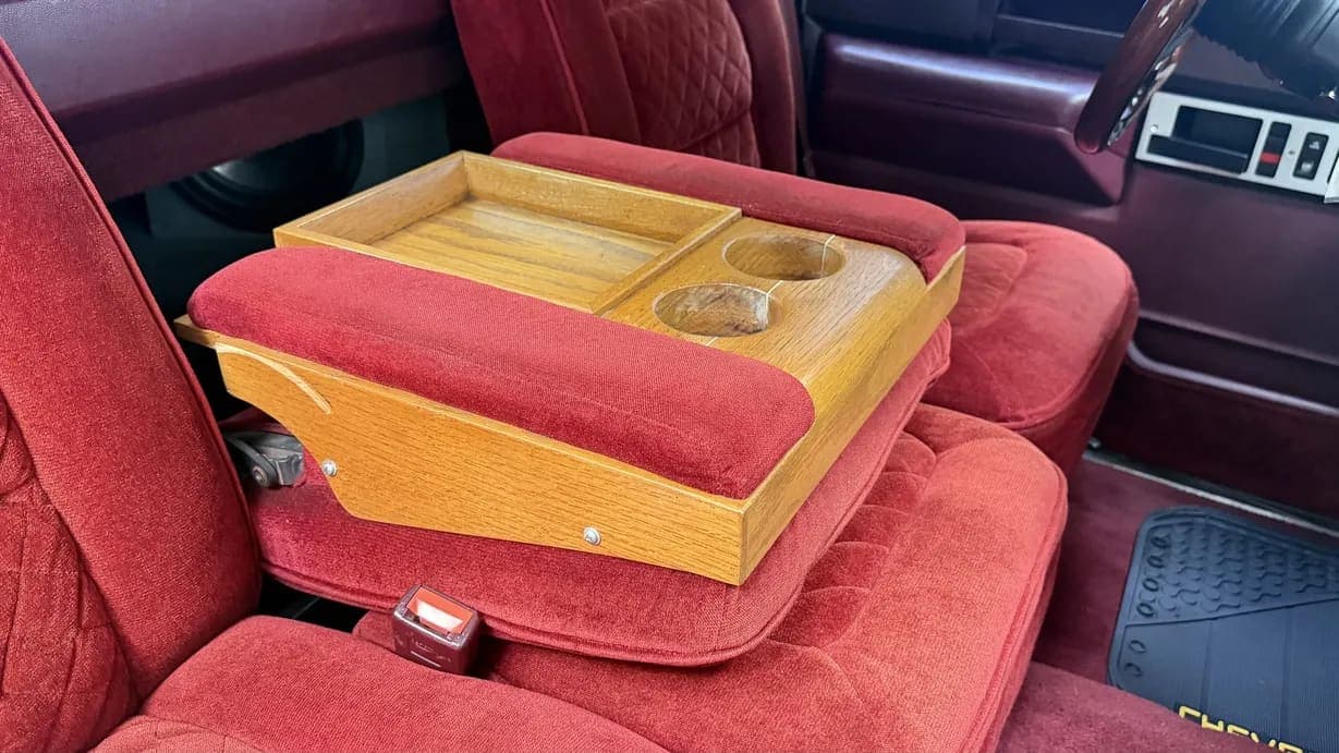 1989 Chevrolet C1500 Silverado Sportside, view