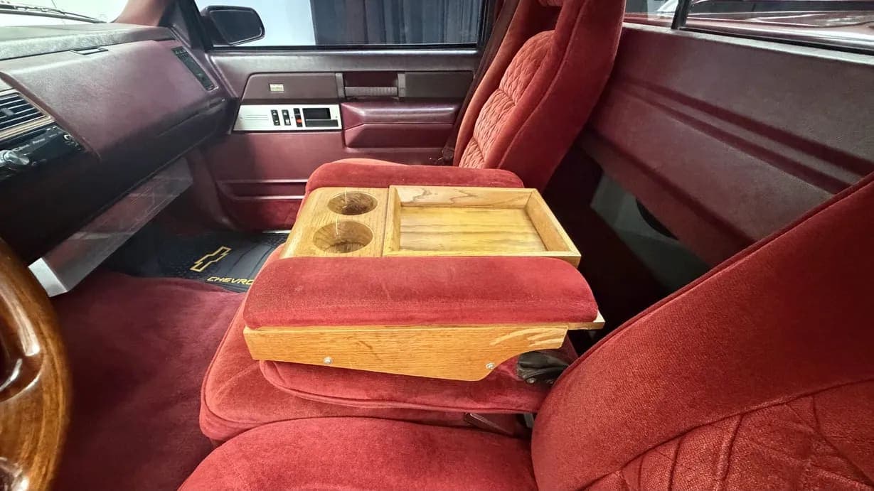 1989 Chevrolet C1500 Silverado Sportside, view