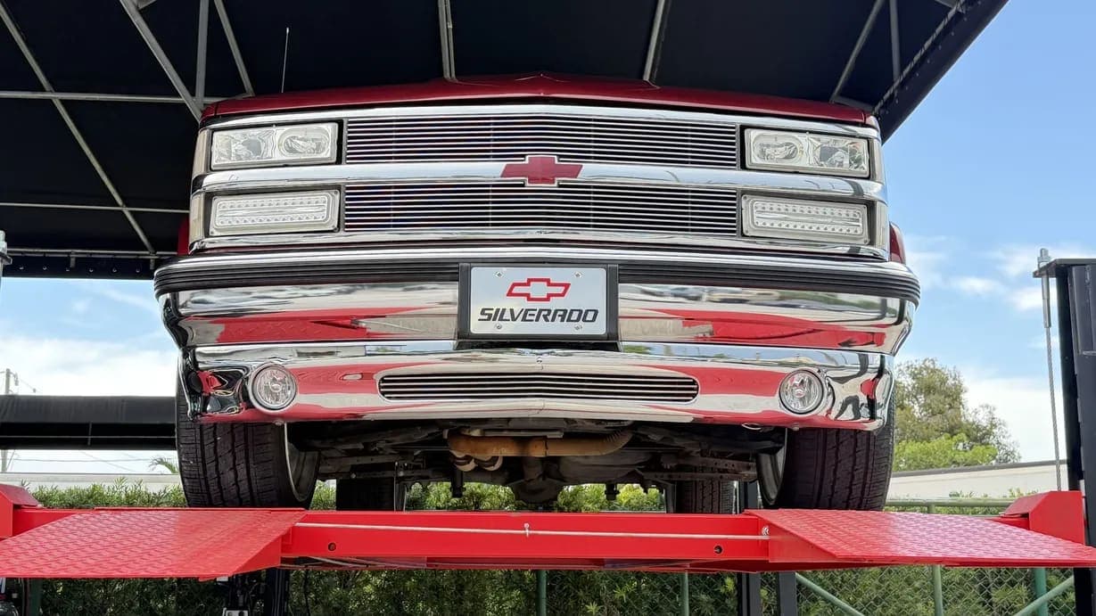 1989 Chevrolet C1500 Silverado Sportside, view