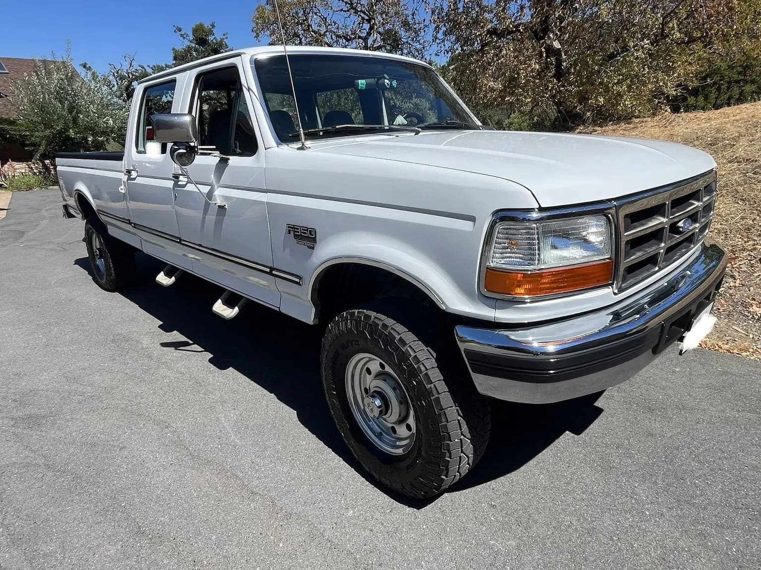 1997 Ford F-350 XLT Crew Cab Power Stroke, view