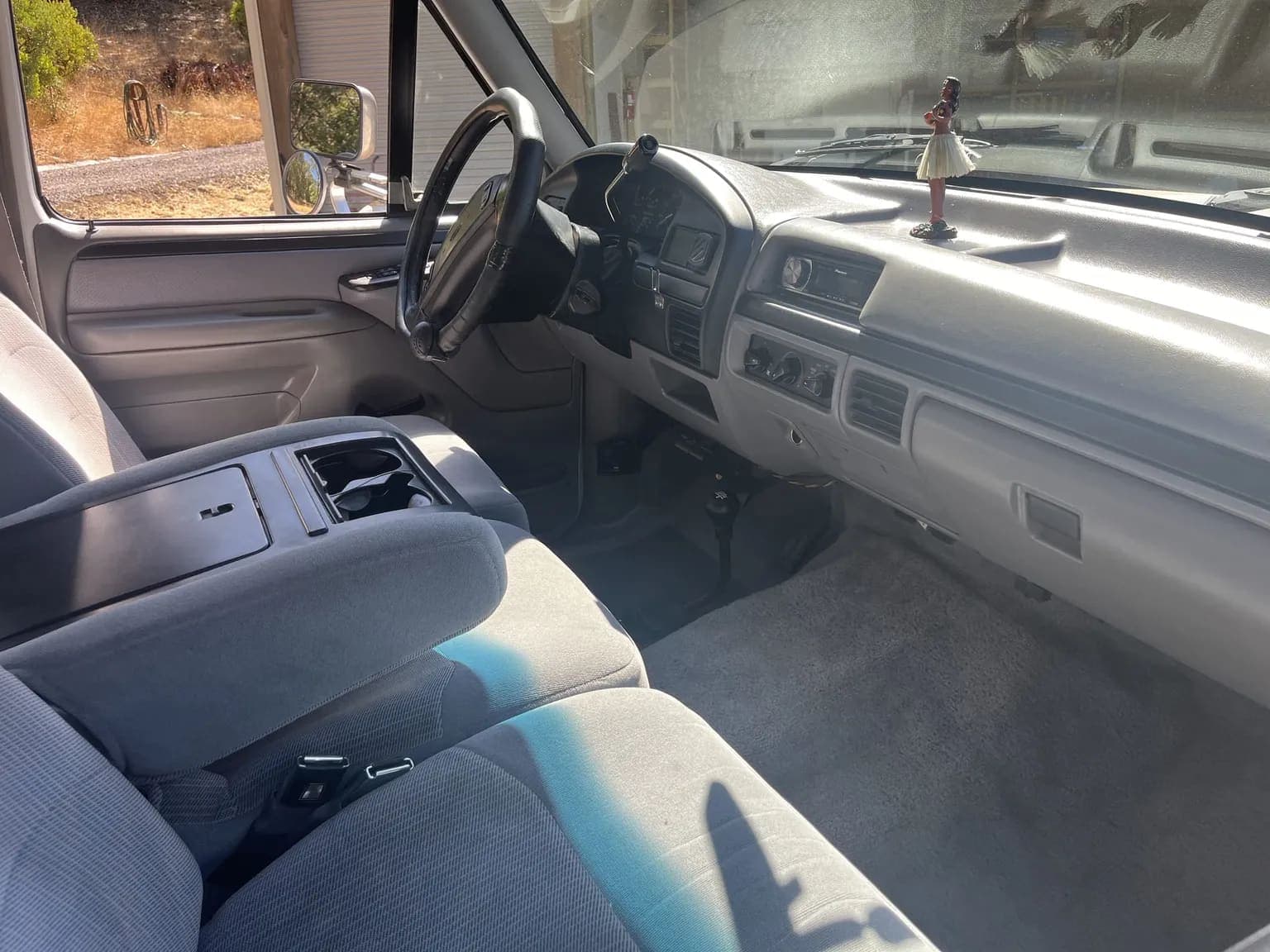 1997 Ford F-350 XLT Crew Cab Power Stroke, view