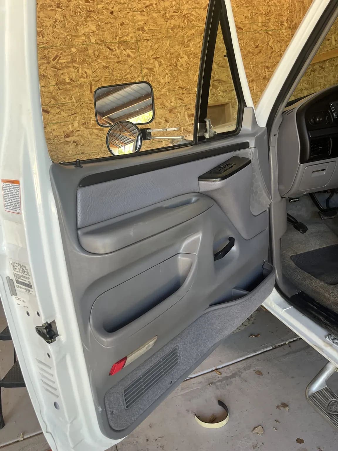 1997 Ford F-350 XLT Crew Cab Power Stroke, view