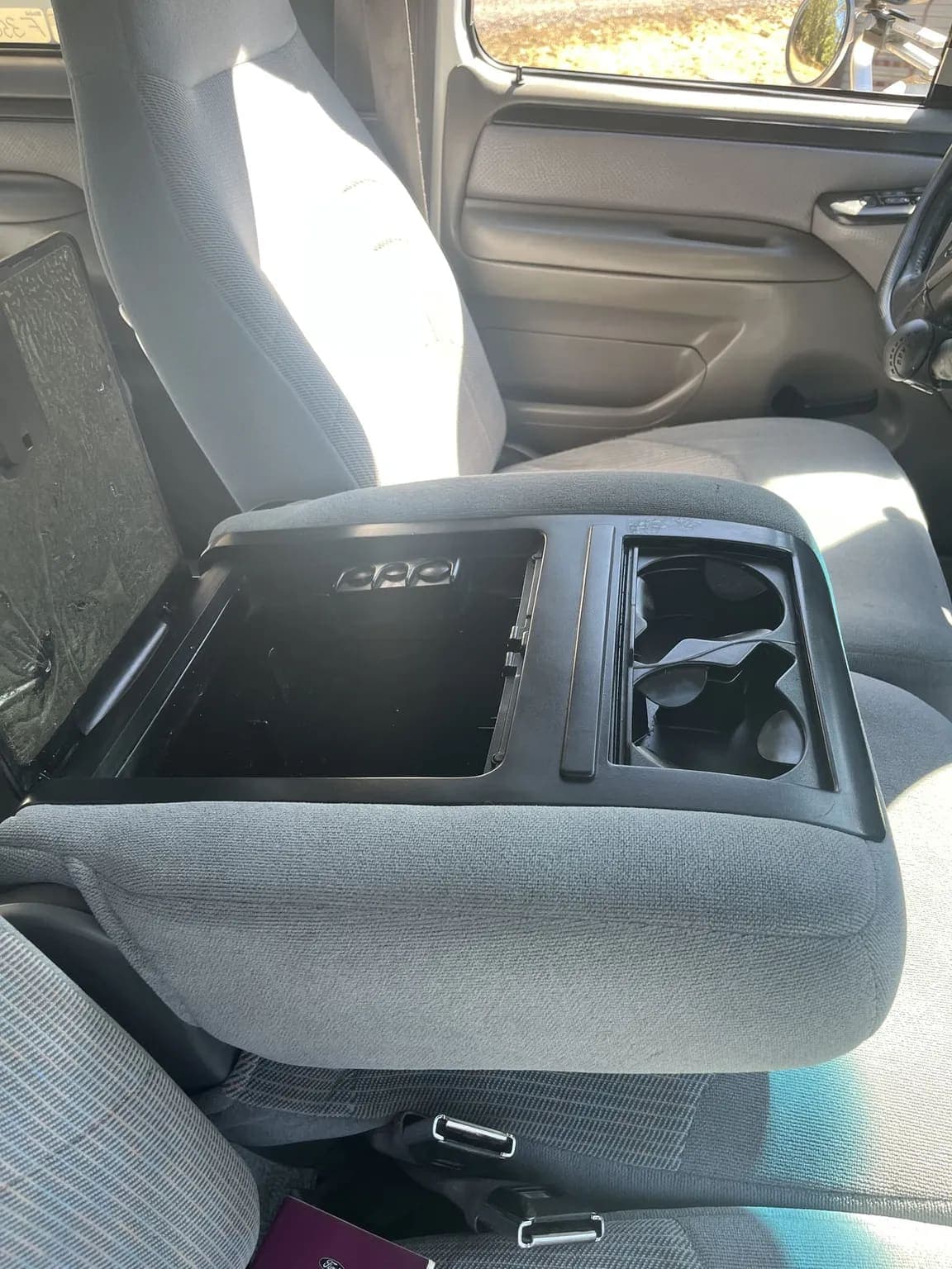 1997 Ford F-350 XLT Crew Cab Power Stroke, view