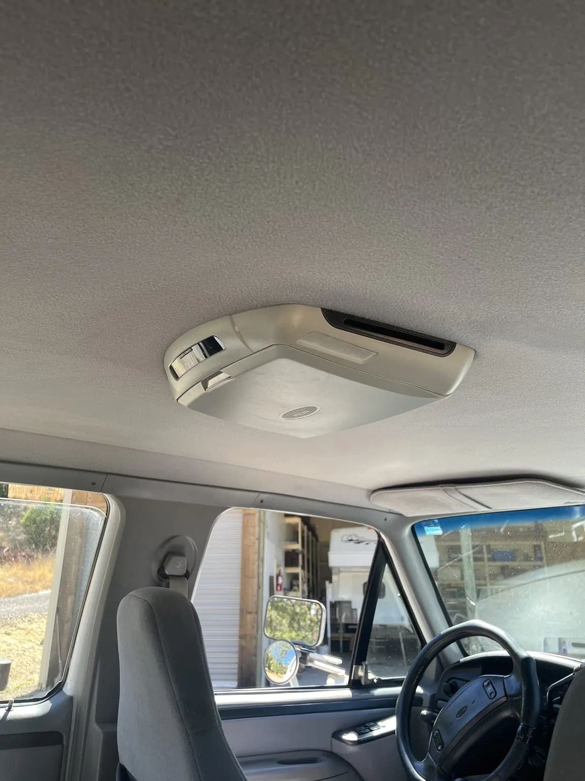 1997 Ford F-350 XLT Crew Cab Power Stroke, view