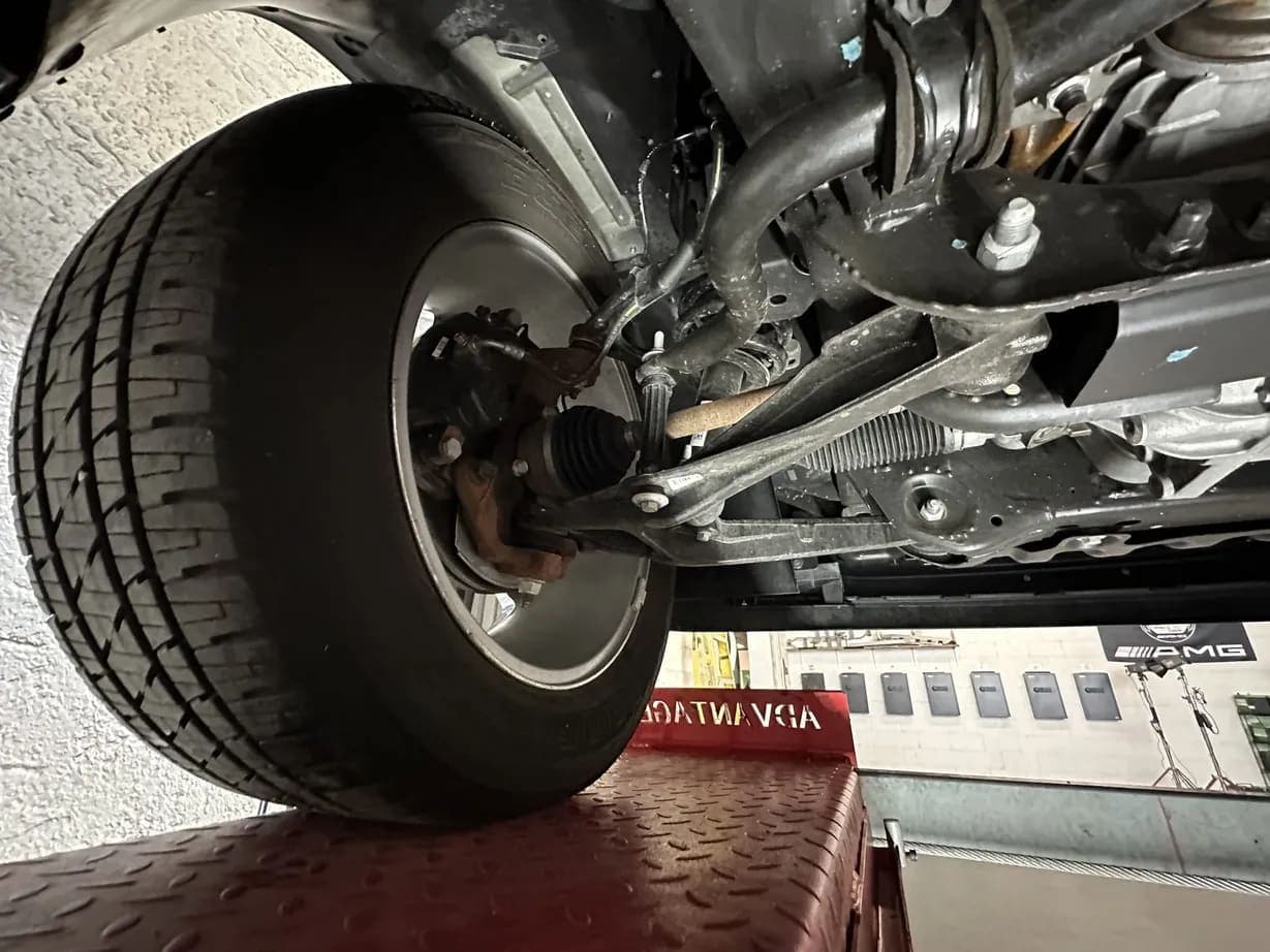 2013 GMC Yukon Denali, view