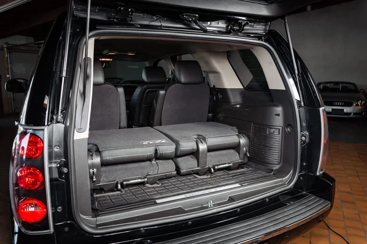 2013 GMC Yukon Denali, view