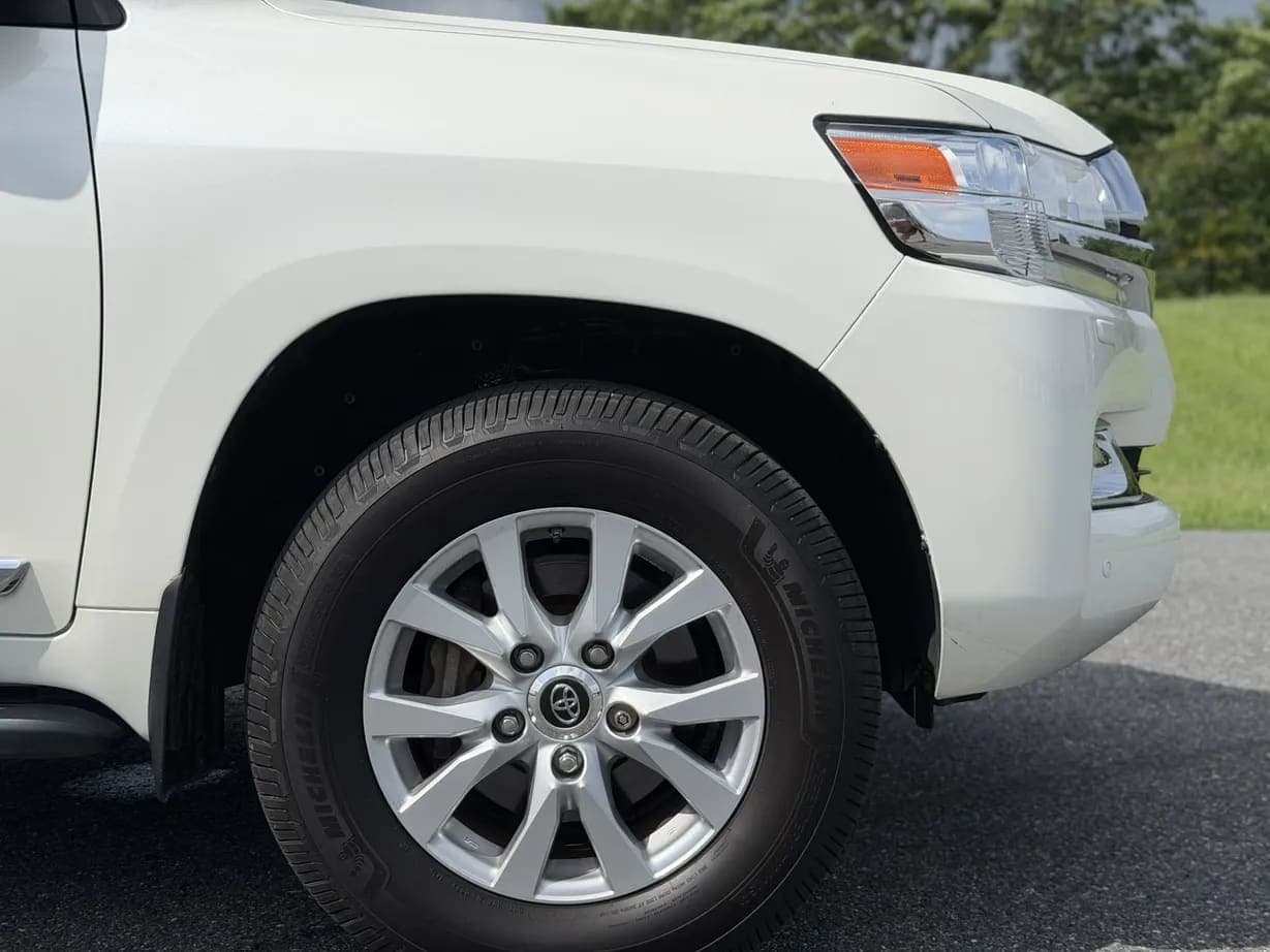 2021 Toyota Land Cruiser URJ200, view