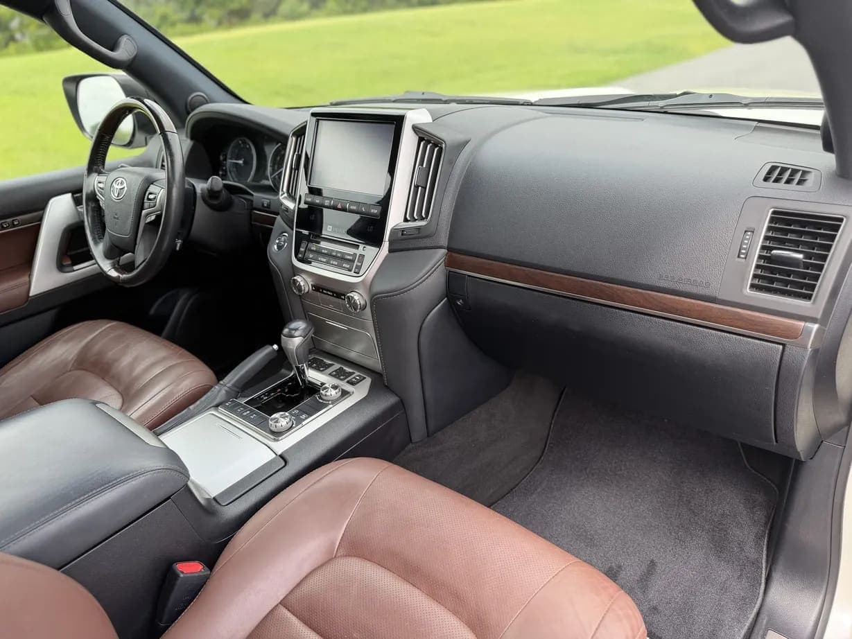 2021 Toyota Land Cruiser URJ200, view