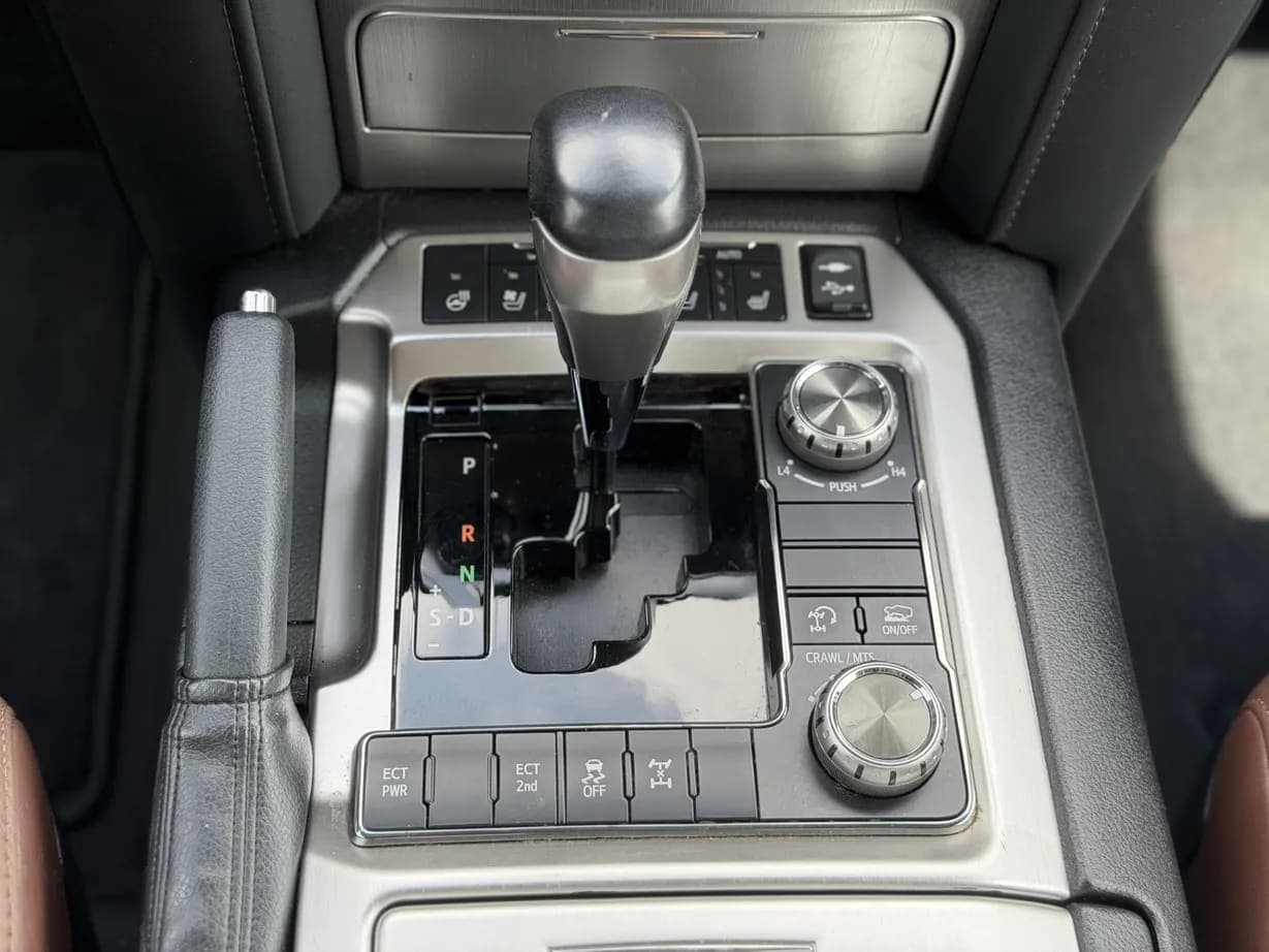 2021 Toyota Land Cruiser URJ200, view