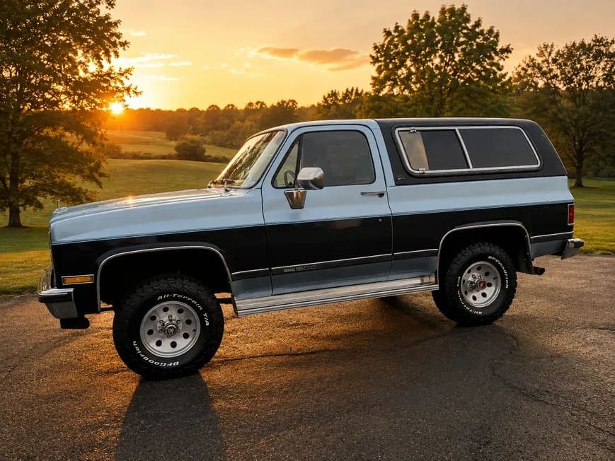 1989 GMC Jimmy SLE, view