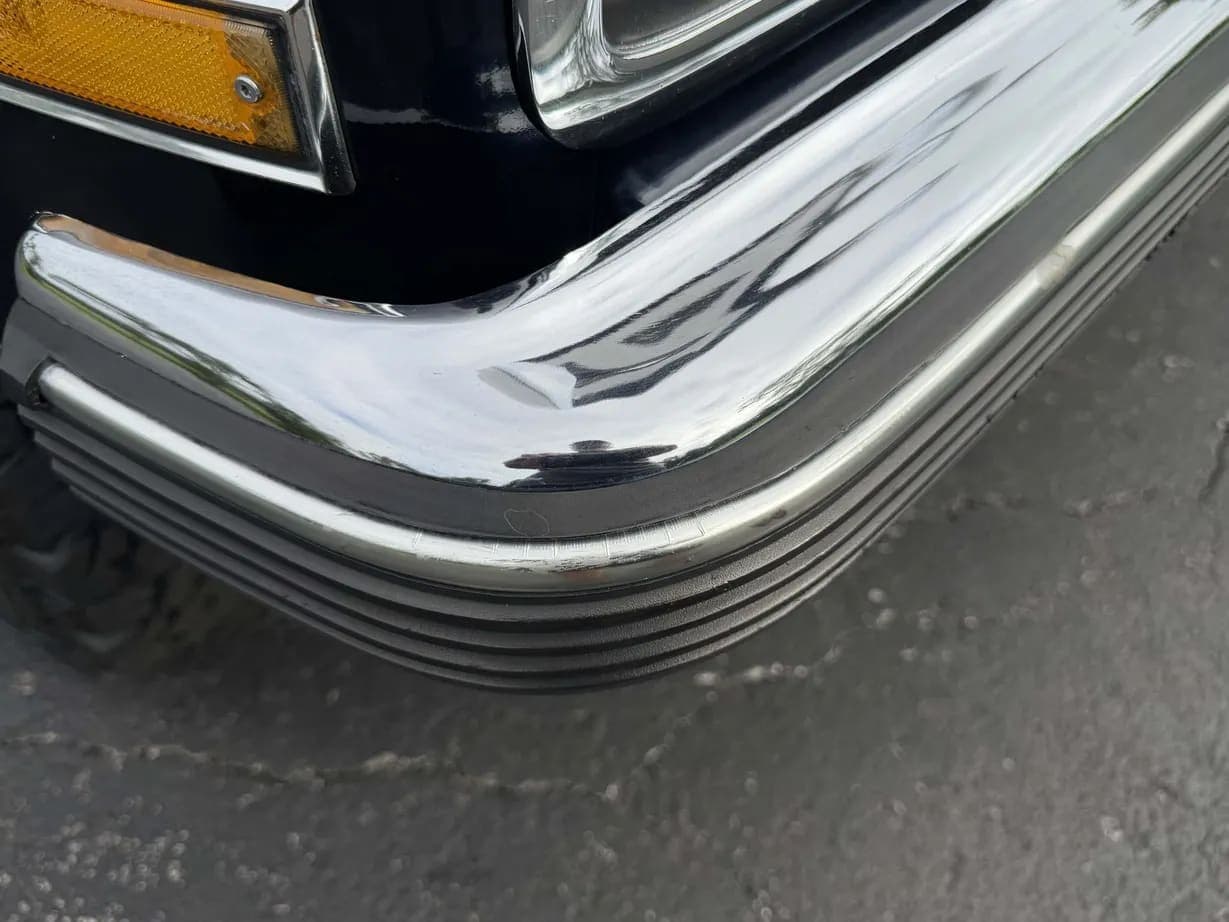 1989 GMC Jimmy SLE, view