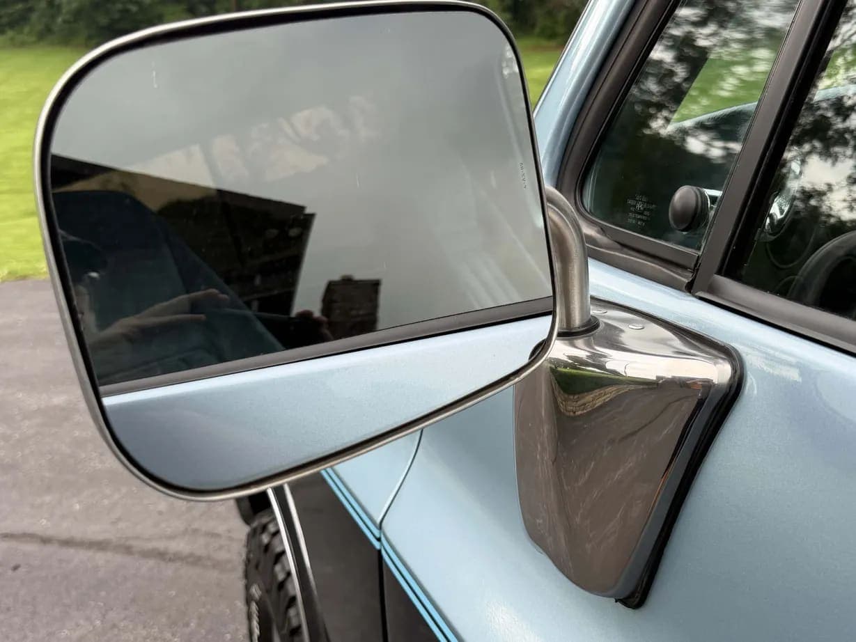 1989 GMC Jimmy SLE, view