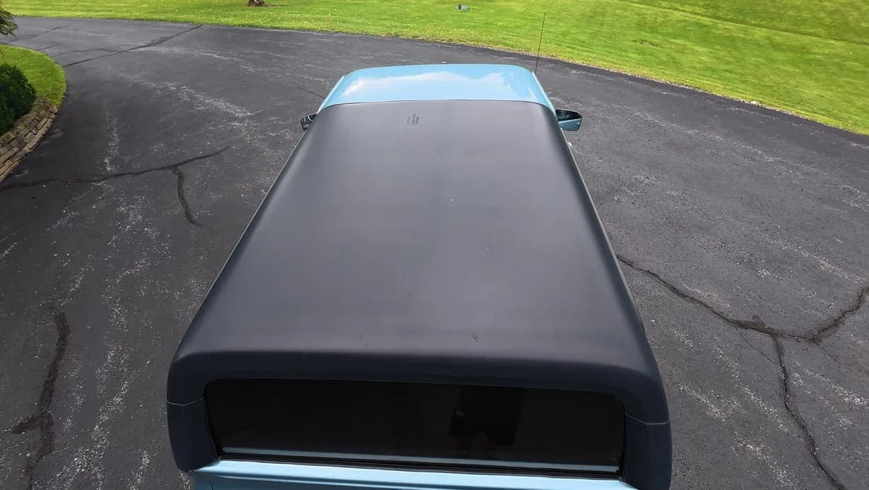 1989 GMC Jimmy SLE, view