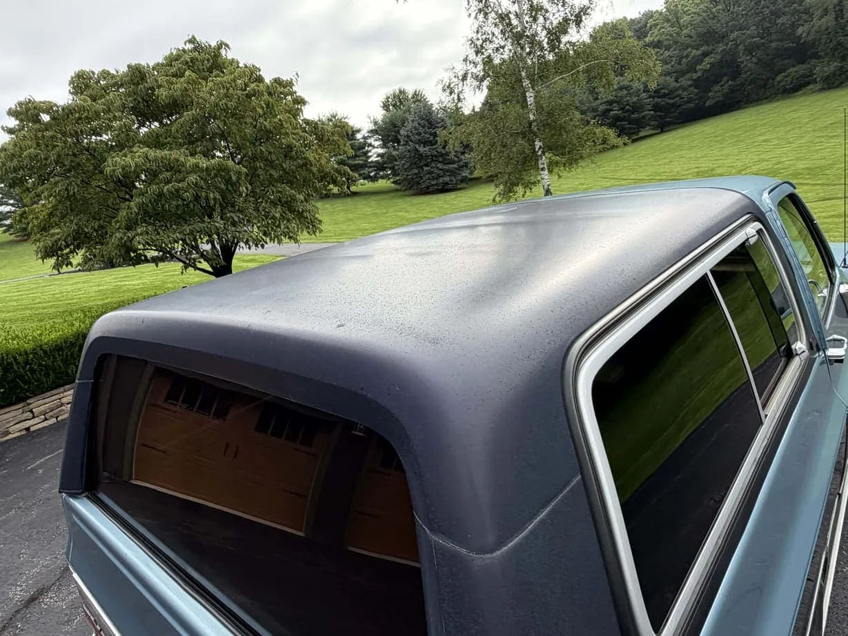 1989 GMC Jimmy SLE, view