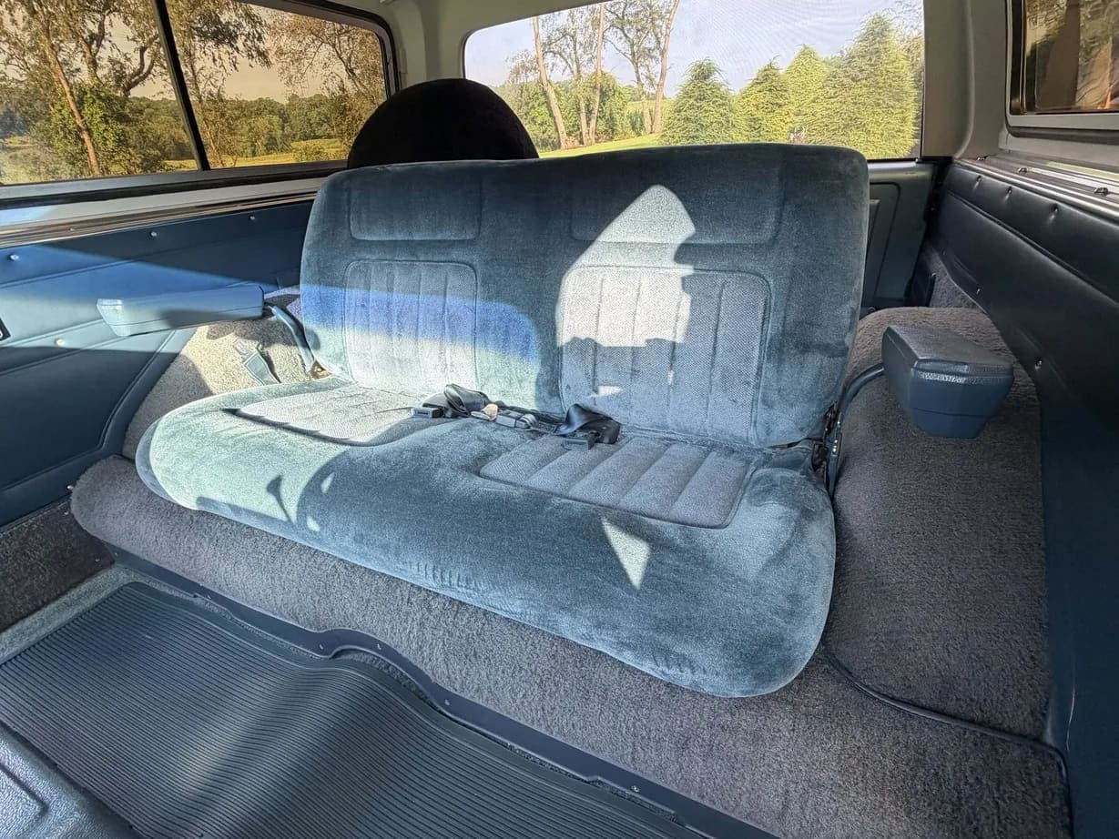 1989 GMC Jimmy SLE, view