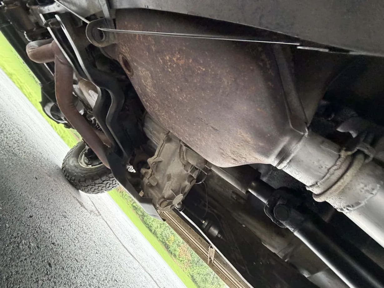 1989 GMC Jimmy SLE, view