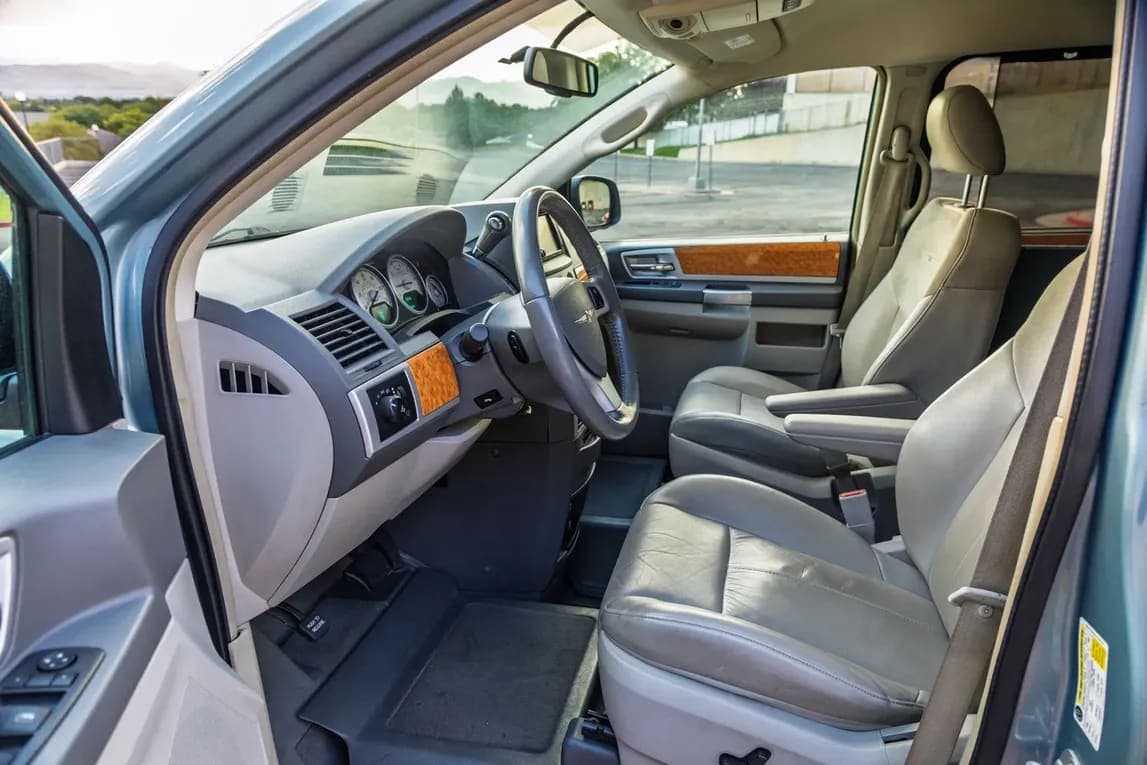 2008 Chrysler Town & Country Limited BraunAbility Wheelchair Van, view