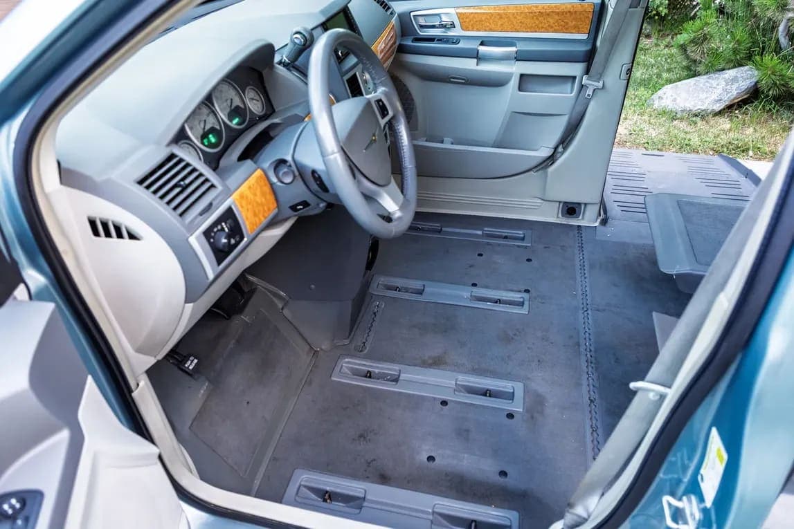 2008 Chrysler Town & Country Limited BraunAbility Wheelchair Van, view