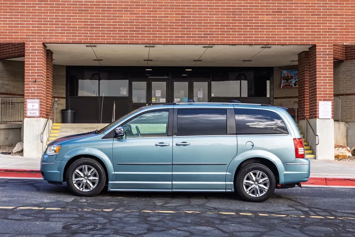 2008 Chrysler Town & Country Limited BraunAbility Wheelchair Van, view
