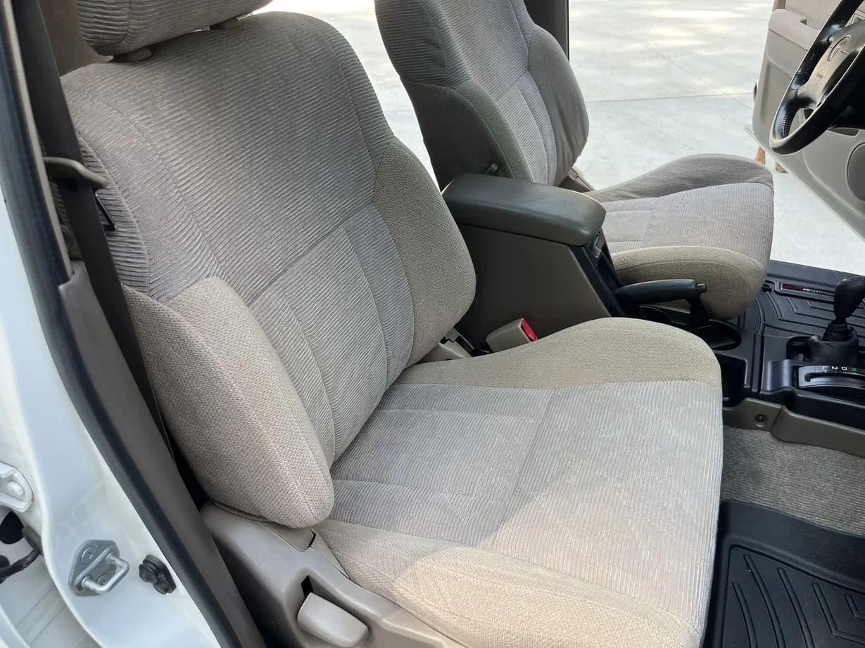 1999 Toyota 4Runner SR5, view