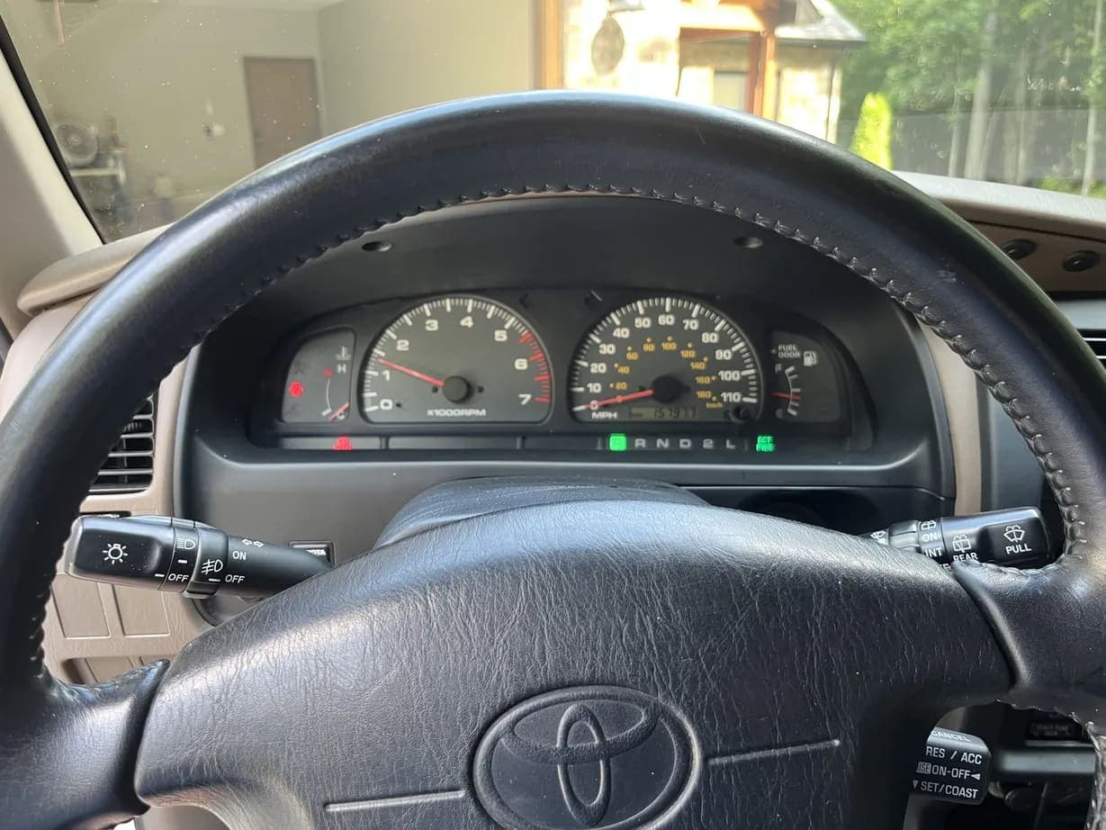 1999 Toyota 4Runner SR5, view