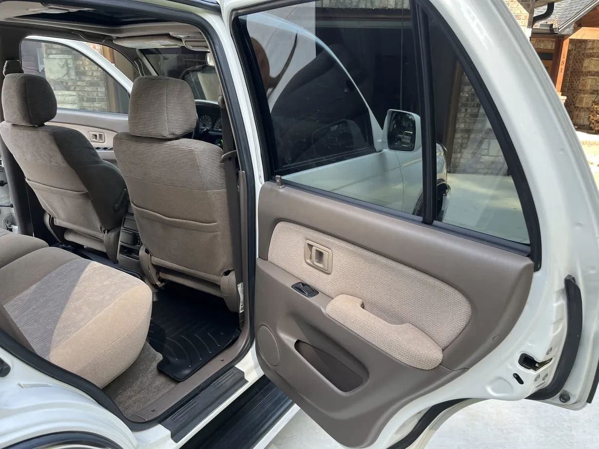 1999 Toyota 4Runner SR5, view