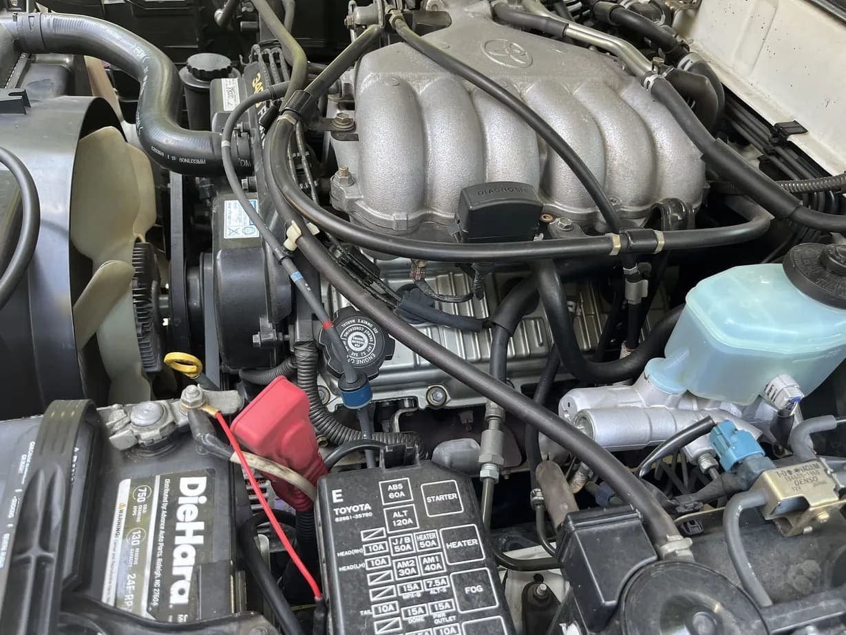 1999 Toyota 4Runner SR5, view