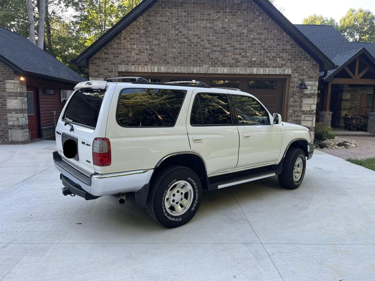 1999 Toyota 4Runner SR5, view